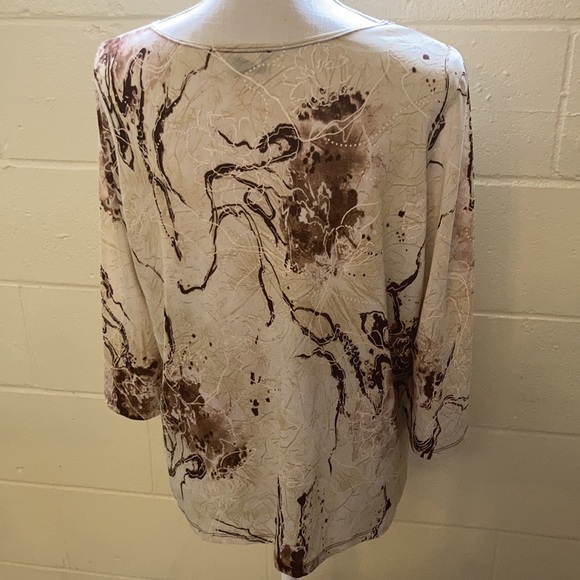 La Khaki One Piece Blouse - Picture 4 of 9